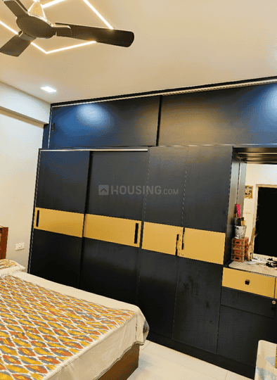 Maruthi Elite Main Image 1