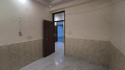 Bedroom Image of 680 Sq.ft 2 BHK Builder Floor for rent in Mayur Vihar Phase 1 New Delhi for Rs. 16500
