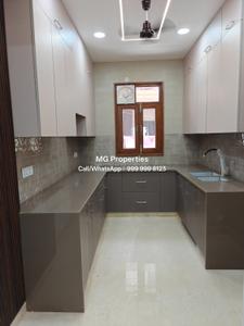 Kitchen Image of 820 Sq.ft 3 BHK Builder Floor for sale in Shalimar Bagh New Delhi for Rs. 18200000