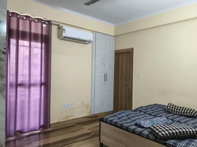 Bedroom Image of 2000 Sq.ft 3 BHK Apartment / Flat for rent in Skytech Merion Residency II, Crossings Republik Ghaziabad for Rs. 32000