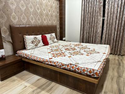 Bedroom Image of 2150 Sq.ft 3 BHK Apartment / Flat for rent in City Light Surat for Rs. 52000