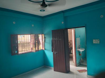 Bedroom Image of 550 Sq.ft 1 BHK Apartment / Flat for rent in Aminabad Lucknow for Rs. 9000
