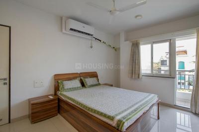 Bedroom Image of 1350 Sq.ft 2 BHK Apartment / Flat for sale in Landmark Garden, Kalyani Nagar Pune for Rs. 23000000