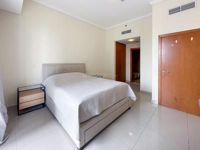 Bedroom Image of 883 Sq.ft 1 BHK Apartment / Flat for sale in Dubai Marina Dubai for Rs. 40868764