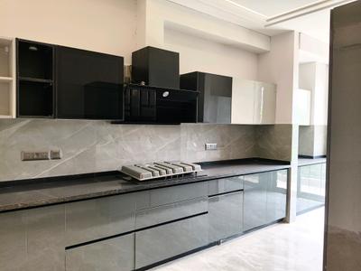 Kitchen Image of 1860 Sq.ft 3 BHK Builder Floor for sale in Green Wood Luxury Floors, Sector 45 Gurgaon for Rs. 27900000