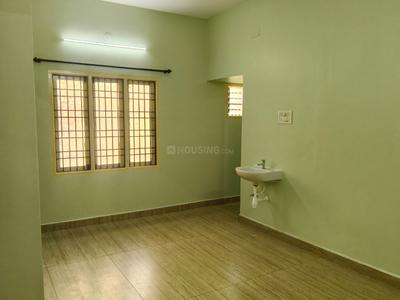 Bedroom Image of 1200 Sq.ft 2 BHK Independent House for rent in Arumbakkam Chennai for Rs. 28000