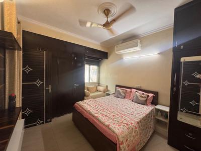 Bedroom Image of 950 Sq.ft 2 BHK Apartment / Flat for sale in CGHS Navyug Apartments, Vikaspuri New Delhi for Rs. 16000000
