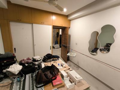 Bedroom Image of 1800 Sq.ft 3 BHK Apartment / Flat for rent in Navrangpura Ahmedabad for Rs. 45000