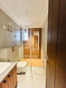 Bathroom Image of 2280 Sq.ft 4 BHK Apartment / Flat for sale in Exotic Magnifiq, Dhakoli Zirakpur for Rs. 17990000