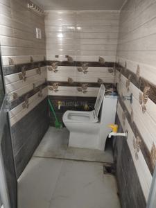 Bathroom Image of 600 Sq.ft 2 BHK Apartment / Flat for rent in Ram Nagar Ayodhya for Rs. 3000