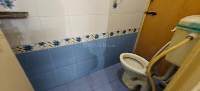 Bathroom Image of 1600 Sq.ft 3 BHK Builder Floor for rent in Kammanahalli Bengaluru for Rs. 30100