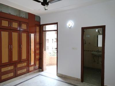 Bedroom Image of 2200 Sq.ft 4 BHK Apartment / Flat for sale in Sector 11 Dwarka New Delhi for Rs. 28800000
