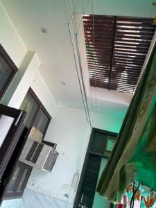 Balcony Image of 1000 Sq.ft 2 BHK Builder Floor for rent in Ansal Golf Links 1 Greater Noida for Rs. 20000