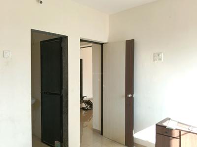 Bedroom Image of 920 Sq.ft 2 BHK Apartment / Flat for sale in Hiranandani Meadows, Thane West Thane for Rs. 19000000