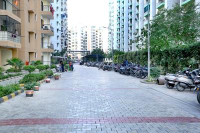 Image of 995 Sq.ft 2 BHK Apartment / Flat for sale in Charms Castle, Raj Nagar Extension, Ghaziabad for Rs. 7200000