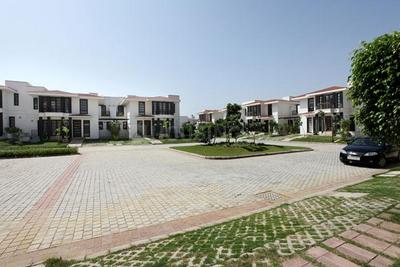 Image of 2600 Sq.ft 3.5 BHK Villa for sale in Vipul Tatvam Villas, Sector 48, Gurgaon for Rs. 90000000