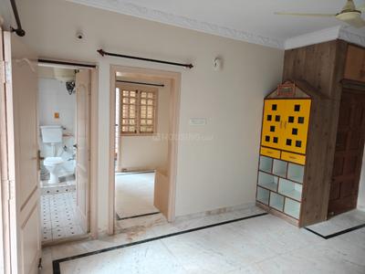 Bedroom Image of 750 Sq.ft 2 BHK Independent House for rent in Adugodi Bengaluru for Rs. 24000