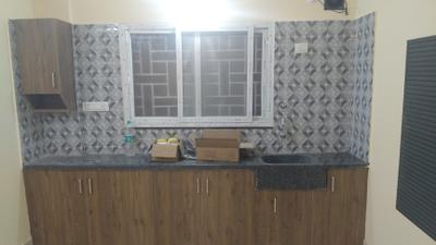 Kitchen Image of 600 Sq.ft 1 BHK Builder Floor for rent in Adugodi Bengaluru for Rs. 25000