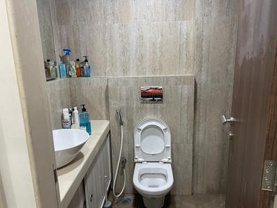 Bathroom Image of 1632 Sq.ft 4 BHK Apartment / Flat for sale in Tridhaatu Morya, Chembur Mumbai for Rs. 47500000