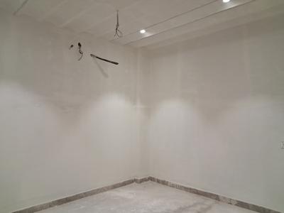 Living Room Image of 1350 Sq.ft 3 BHK Builder Floor for sale in Mansarover Garden New Delhi for Rs. 25000000