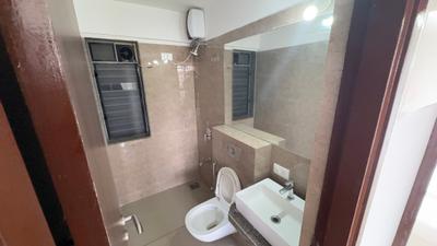 Image of 750 Sq.ft 2 BHK Apartment / Flat for sale in Sunteck MCGB Staff Gilbird CHSL, Andheri West, Mumbai for Rs. 20000000