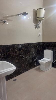 Image of 1850 Sq.ft 2 BHK Apartment / Flat for rent in Indira Nagar, Lucknow for Rs. 24000