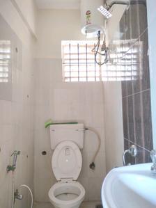 Bedroom One Image of 900 Sq.ft 2 BHK Apartment / Flat for rent in Prabhavathi Paramount A and B, Electronic City Bengaluru for Rs. 19000