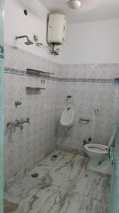 Bathroom Image of 1000 Sq.ft 2 BHK Independent House for rent in Kalyanpur Kanpur for Rs. 15000