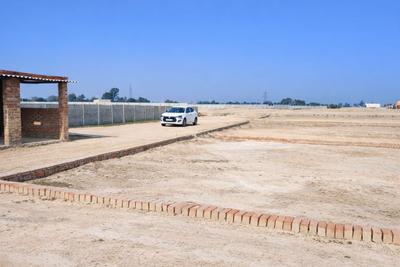 Image of 1000 Sq.ft Residential Plot / Land for sale in New Jail Road, Lucknow for Rs. 1050000