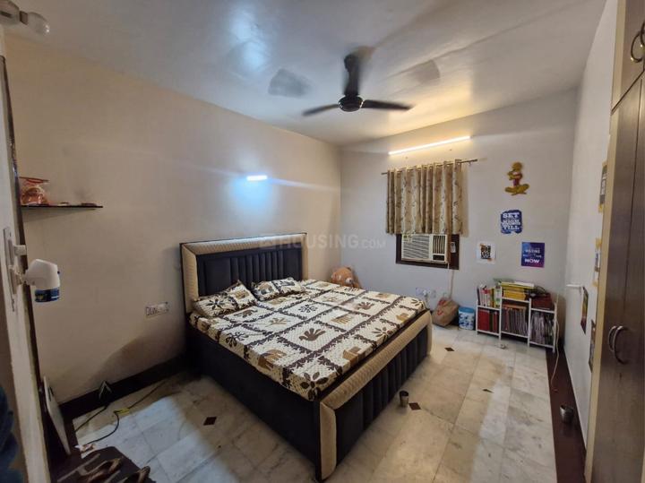 Shri Ram Apartment Bedroom 1