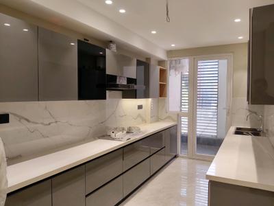 Kitchen Image of 4617 Sq.ft 4 BHK Builder Floor for rent in DLF Independent Floors, DLF Phase 3 Gurgaon for Rs. 97000