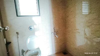 Bathroom Image of 750 Sq.ft 2 BHK Apartment / Flat for sale in Yashada Vivantalife Vishakha, Dhanori Pune for Rs. 8500000