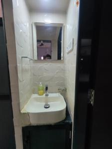 Bathroom Image of 600 Sq.ft 1 BHK Apartment / Flat for sale in Kabra Diamante, Goregaon West Mumbai for Rs. 12500000