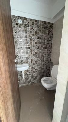 Bathroom Image of 410 Sq.ft 1 BHK Apartment / Flat for sale in HS Samarpan, Ghatkopar East Mumbai for Rs. 9800000