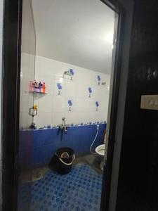 Bathroom Image of 932 Sq.ft 2 BHK Apartment / Flat for sale in Pozhichalur Chennai for Rs. 7500000