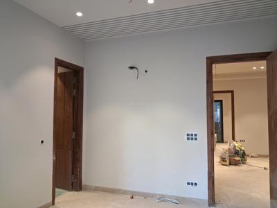 Bedroom Image of 1800 Sq.ft 3 BHK Builder Floor for sale in Paschim Vihar New Delhi for Rs. 36500000