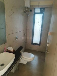 Image of 700 Sq.ft 2 BHK Apartment / Flat for rent in Sosar Solitaire, Khar West, Mumbai for Rs. 125000