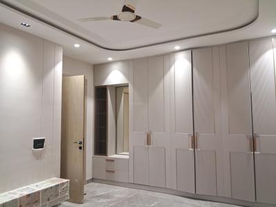 Bedroom Image of 2700 Sq.ft 4 BHK Builder Floor for sale in Paschim Vihar New Delhi for Rs. 60000000
