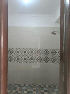 Common Bathroom Image of 2000 Sq.ft 4 BHK Builder Floor for sale in Chhattarpur New Delhi for Rs. 10700000