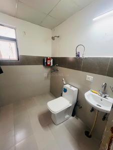 Bathroom Image of 600 Sq.ft 2 BHK Apartment / Flat for sale in GLS Arawali Homes, Sector 4 Sohna for Rs. 4800000