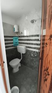 Bathroom Image of 400 Sq.ft 1 RK Builder Floor for rent in Mahadevapura Bengaluru for Rs. 15000