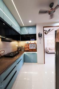 Kitchen Image of 1170 Sq.ft 2 BHK Apartment / Flat for sale in Tragad Ahmedabad for Rs. 6200000