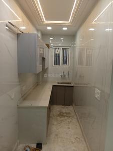 Kitchen Image of 750 Sq.ft 2 BHK Builder Floor for sale in Paschim Vihar New Delhi for Rs. 12000000
