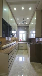 Kitchen Image of 900 Sq.ft 3 BHK Builder Floor for rent in Pitampura New Delhi for Rs. 42000