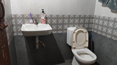Bathroom Image of 500 Sq.ft 2 BHK Independent House for rent in East Hill Kozhikode for Rs. 15000