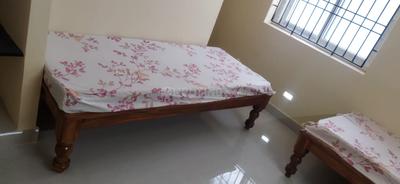 Bedroom Image of MADURAI VISHNU SHREYAS PG in Pallikaranai, Chennai