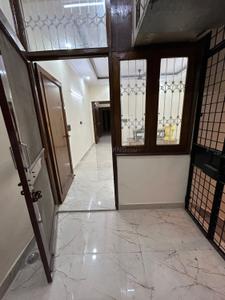 Kitchen Image of 900 Sq.ft 2 BHK Builder Floor for rent in Lajpat Nagar New Delhi for Rs. 41000