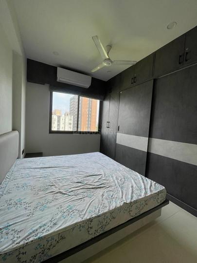 Elite green Bedroom 1