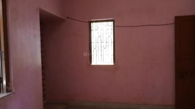 Bedroom Image of 610 Sq.ft 2 BHK Builder Floor for rent in Keshtopur Kolkata for Rs. 8500