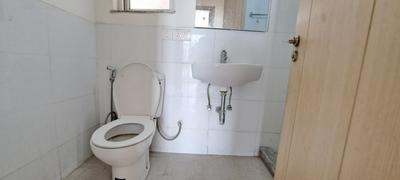 Image of 1600 Sq.ft 2 BHK Apartment / Flat for rent in DLF Express Greens, Manesar, Gurgaon for Rs. 25000
